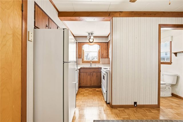 211 N Vincent Ave, Somerset Boro, PA 15501