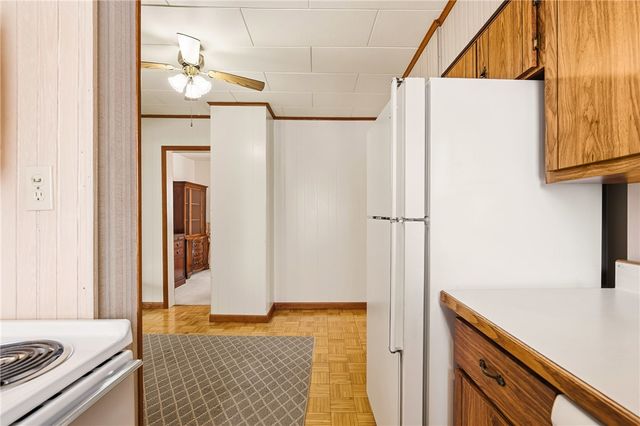 211 N Vincent Ave, Somerset Boro, PA 15501