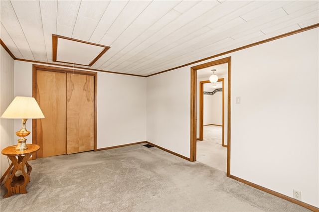 211 N Vincent Ave, Somerset Boro, PA 15501