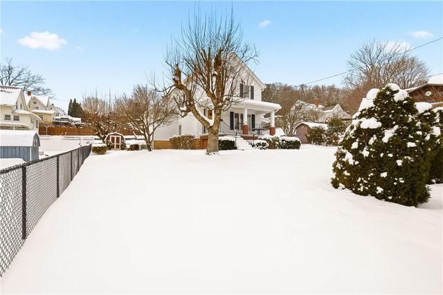 211 N Vincent Ave, Somerset Boro, PA 15501