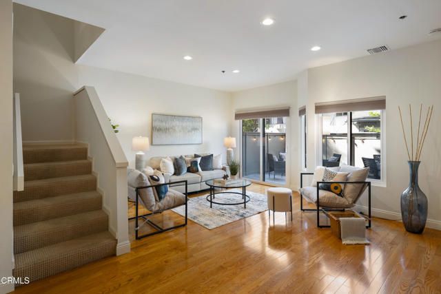 1310 E Orange Grove Boulevard 114, Pasadena, CA 91104