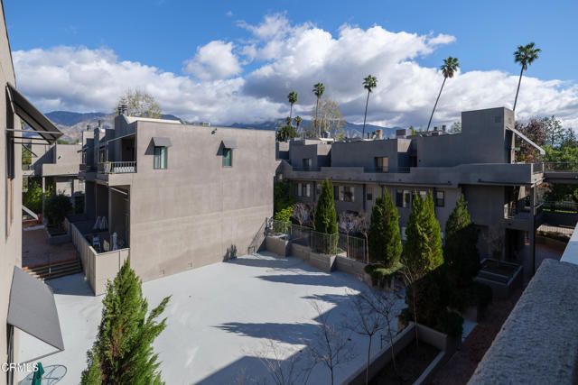 1310 E Orange Grove Boulevard 114, Pasadena, CA 91104