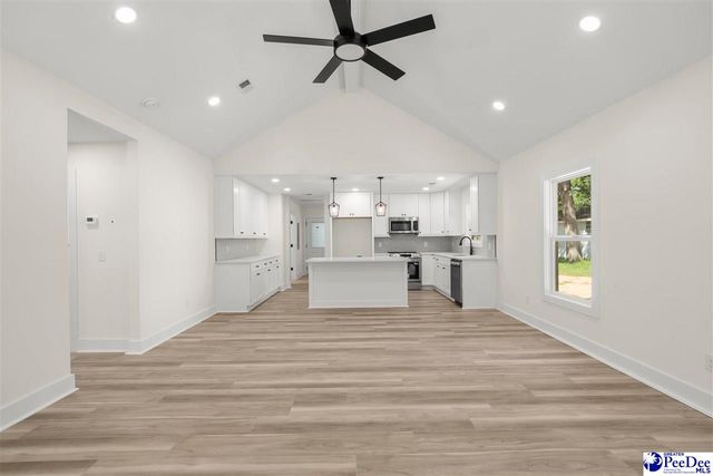 503 N Main St, Darlington, SC 29532