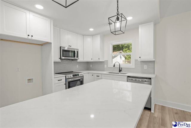 503 N Main St, Darlington, SC 29532