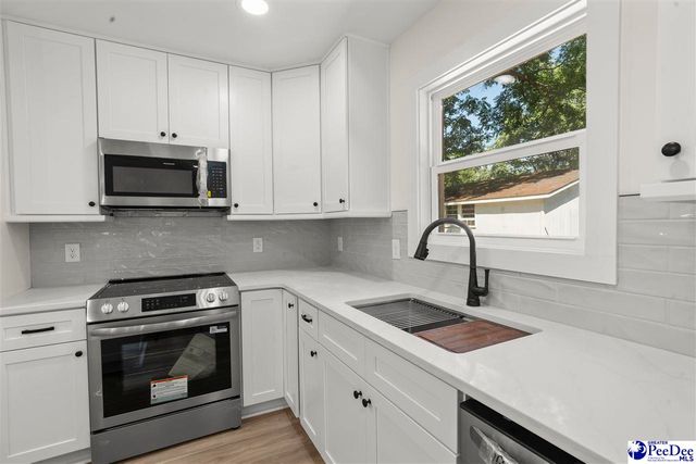 503 N Main St, Darlington, SC 29532