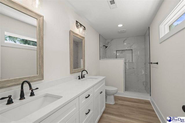 503 N Main St, Darlington, SC 29532