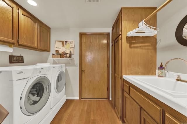 10353 Oak Ranch Lane, Escondido, CA 92026