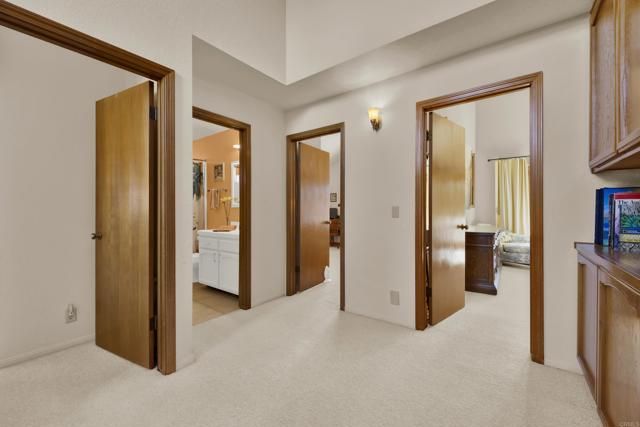 10353 Oak Ranch Lane, Escondido, CA 92026