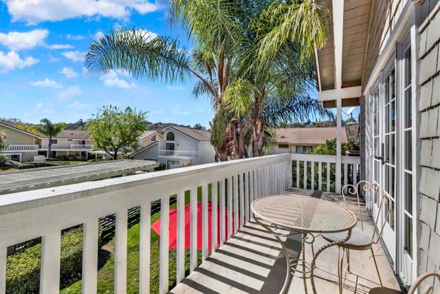 10353 Oak Ranch Lane, Escondido, CA 92026