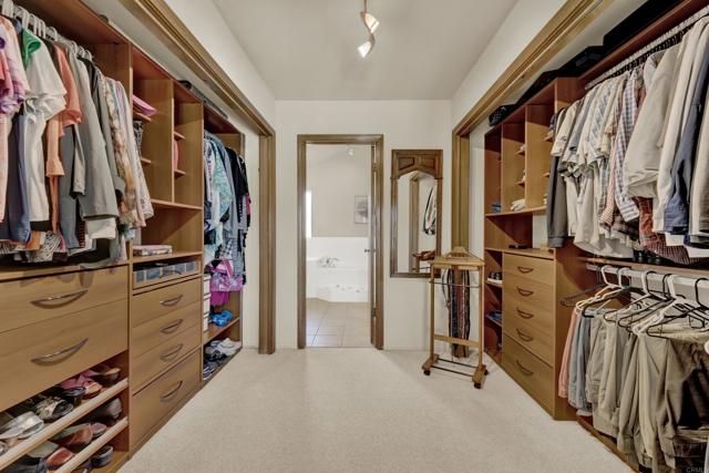 10353 Oak Ranch Lane, Escondido, CA 92026