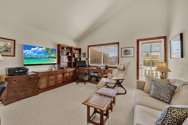 10353 Oak Ranch Lane, Escondido, CA 92026