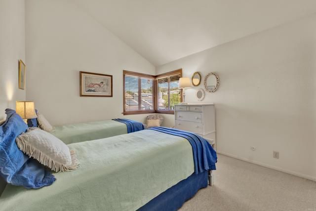 10353 Oak Ranch Lane, Escondido, CA 92026