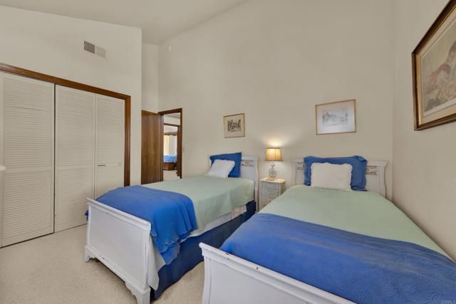 10353 Oak Ranch Lane, Escondido, CA 92026