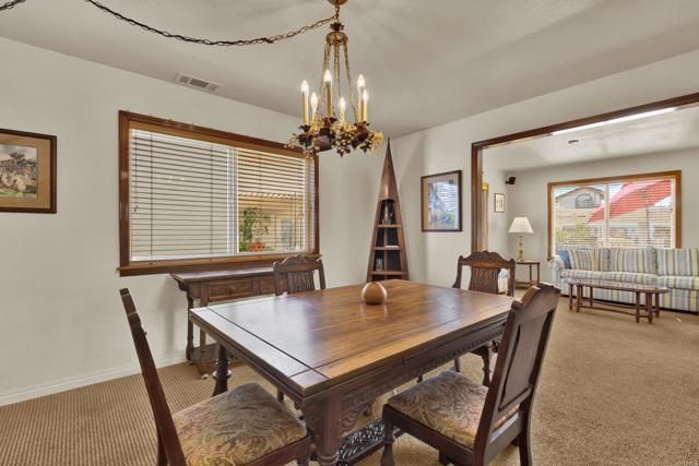 10353 Oak Ranch Lane, Escondido, CA 92026