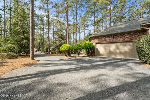 12 Tayport Court, Pinehurst, NC 28374