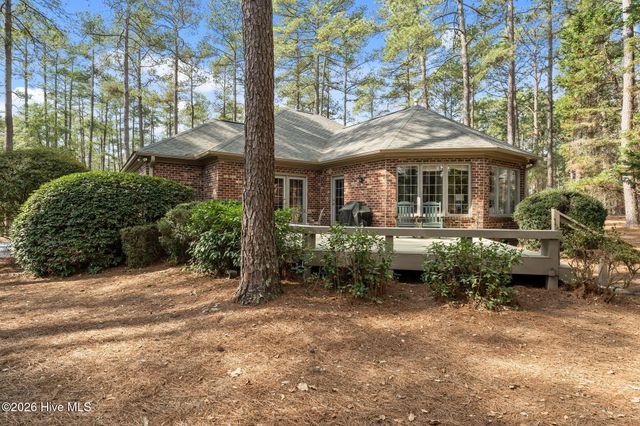 12 Tayport Court, Pinehurst, NC 28374