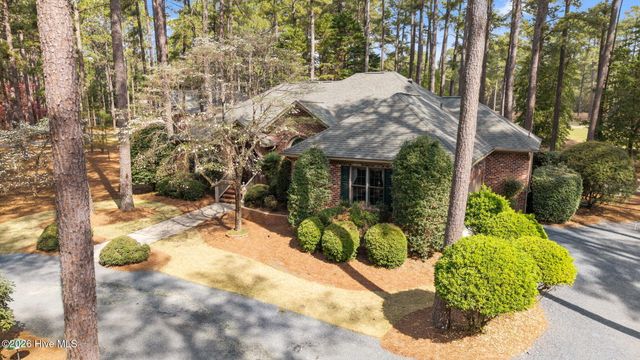 12 Tayport Court, Pinehurst, NC 28374