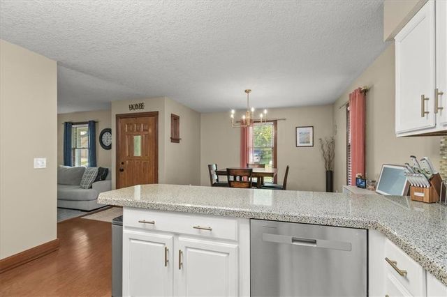 926 E Myrtle Street, Pleasant Hill, MO 64080