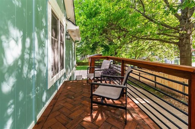 926 E Myrtle Street, Pleasant Hill, MO 64080