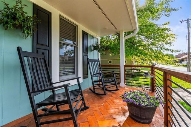 926 E Myrtle Street, Pleasant Hill, MO 64080
