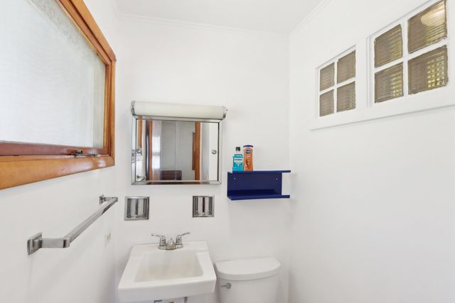 3004 Highland Avenue, Wilmette, IL 60091
