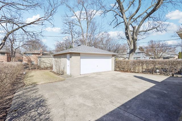 3004 Highland Avenue, Wilmette, IL 60091