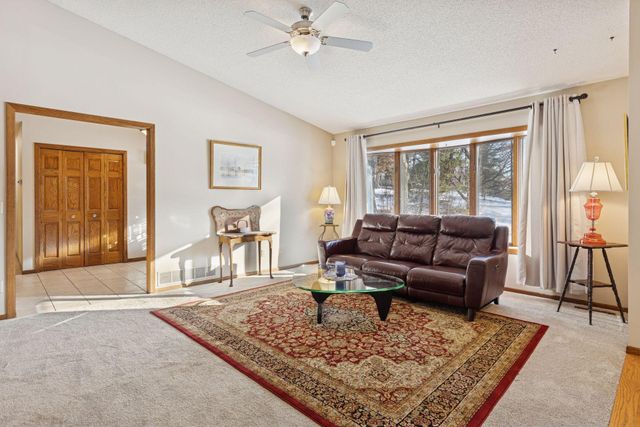 2320 Timber Trail E, Maplewood, MN 55119