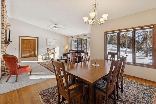 2320 Timber Trail E, Maplewood, MN 55119