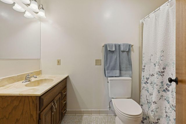 2320 Timber Trail E, Maplewood, MN 55119