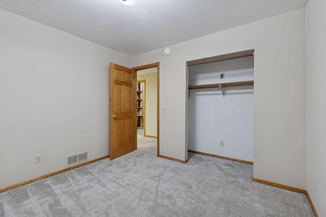 2320 Timber Trail E, Maplewood, MN 55119