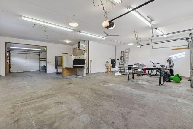 2320 Timber Trail E, Maplewood, MN 55119