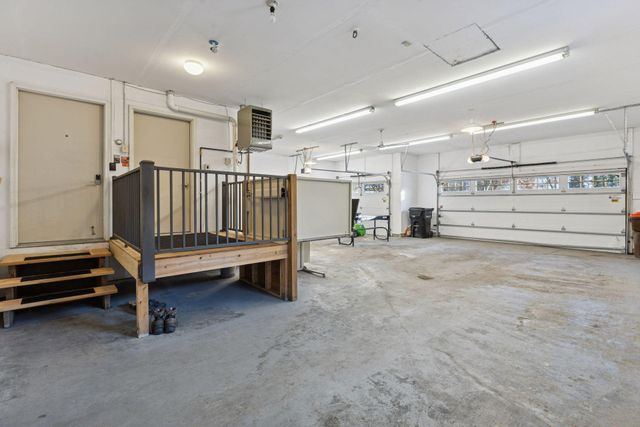 2320 Timber Trail E, Maplewood, MN 55119