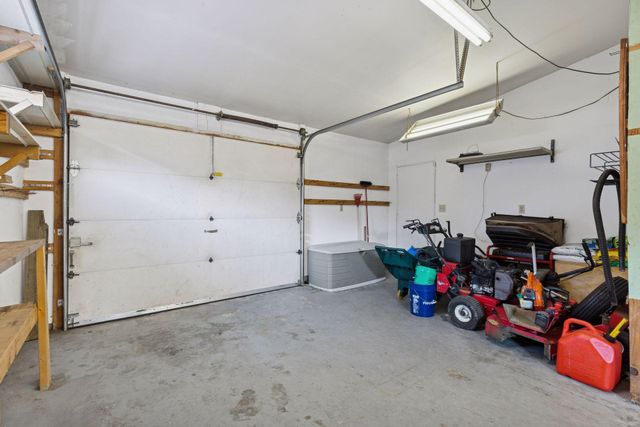 2320 Timber Trail E, Maplewood, MN 55119