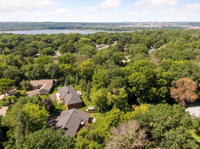 2320 Timber Trail E, Maplewood, MN 55119