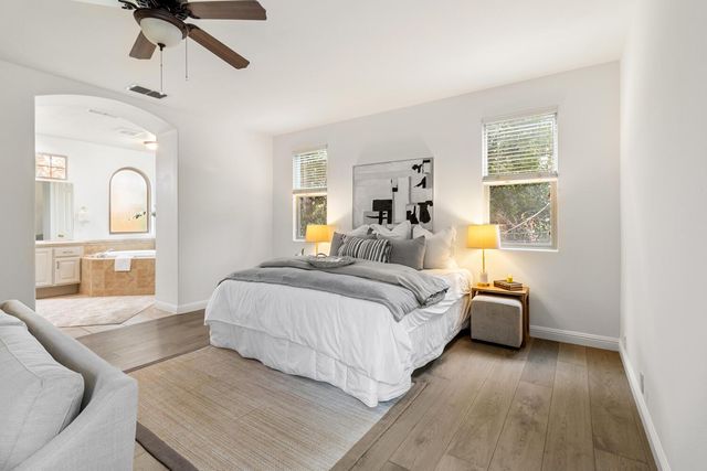 945 Sierra Park Ln, Sacramento, CA 95864