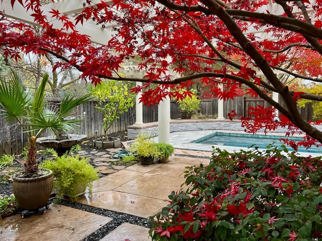 945 Sierra Park Ln, Sacramento, CA 95864