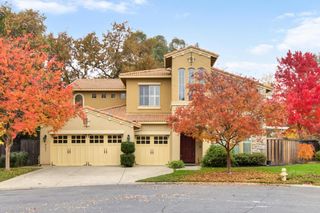 945 Sierra Park Ln, Sacramento, CA 95864