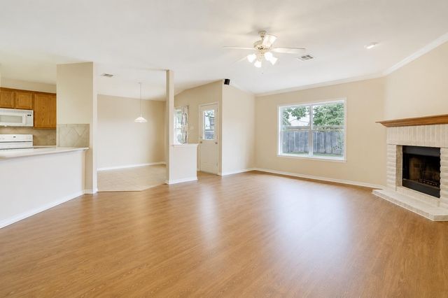 2100 Mir Woods DR, Leander, TX 78641