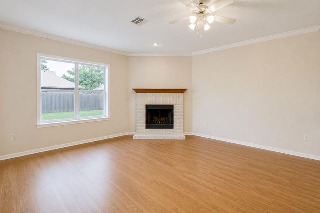 2100 Mir Woods DR, Leander, TX 78641