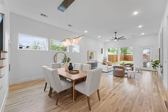 2619 Emmett Street, Dallas, TX 75211