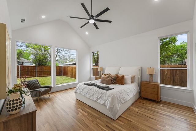 2619 Emmett Street, Dallas, TX 75211