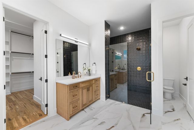 2619 Emmett Street, Dallas, TX 75211