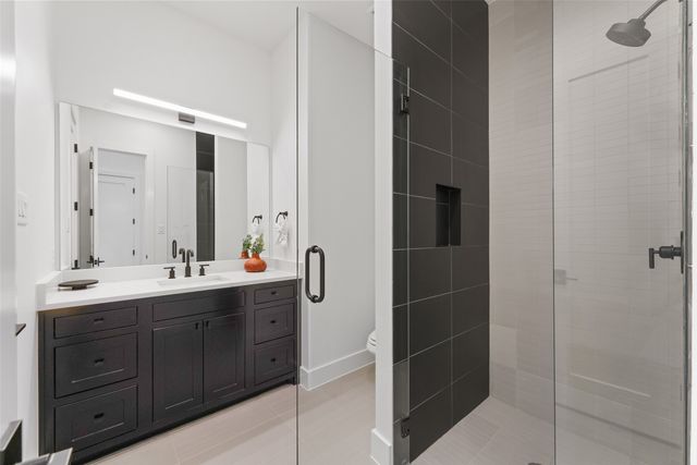 2619 Emmett Street, Dallas, TX 75211