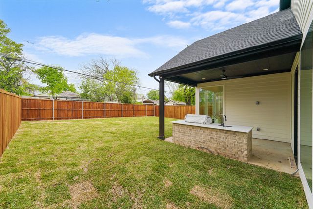 2619 Emmett Street, Dallas, TX 75211