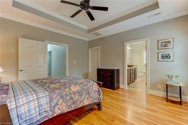 2602 SOUTHERN GATES Drive, Greensboro, NC 27410