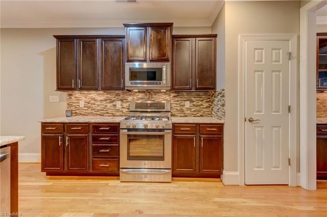2602 SOUTHERN GATES Drive, Greensboro, NC 27410