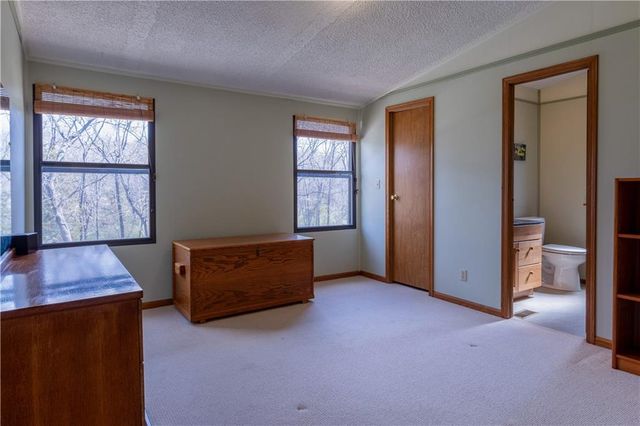 1982 E 100 Road, Lecompton, KS 66050