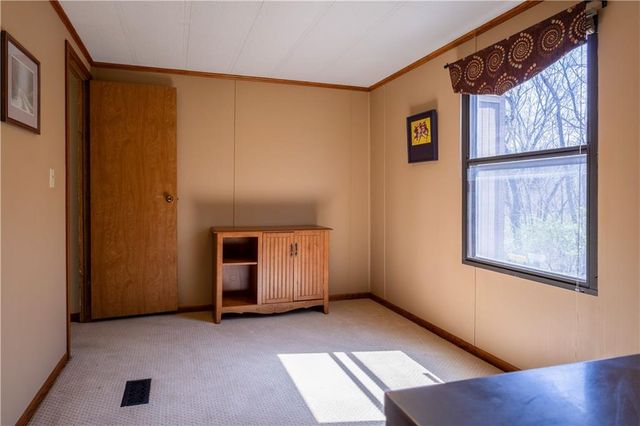 1982 E 100 Road, Lecompton, KS 66050