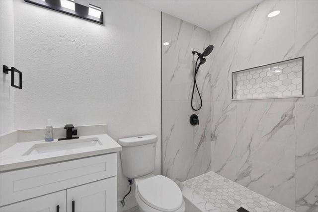 1864 PARADISE LANE, Clearwater, FL 33756