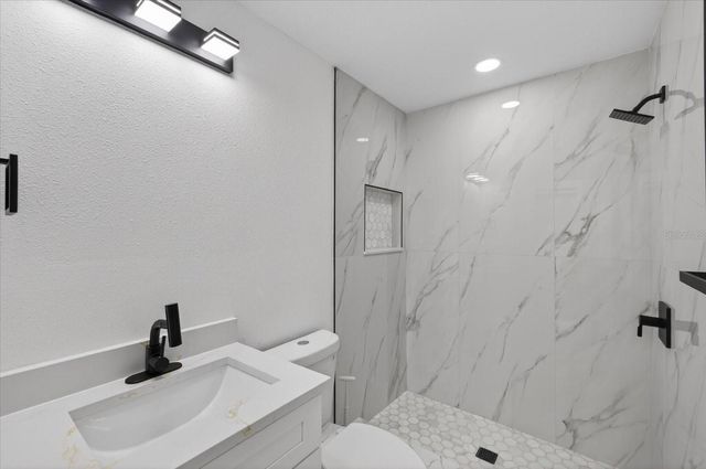 1864 PARADISE LANE, Clearwater, FL 33756